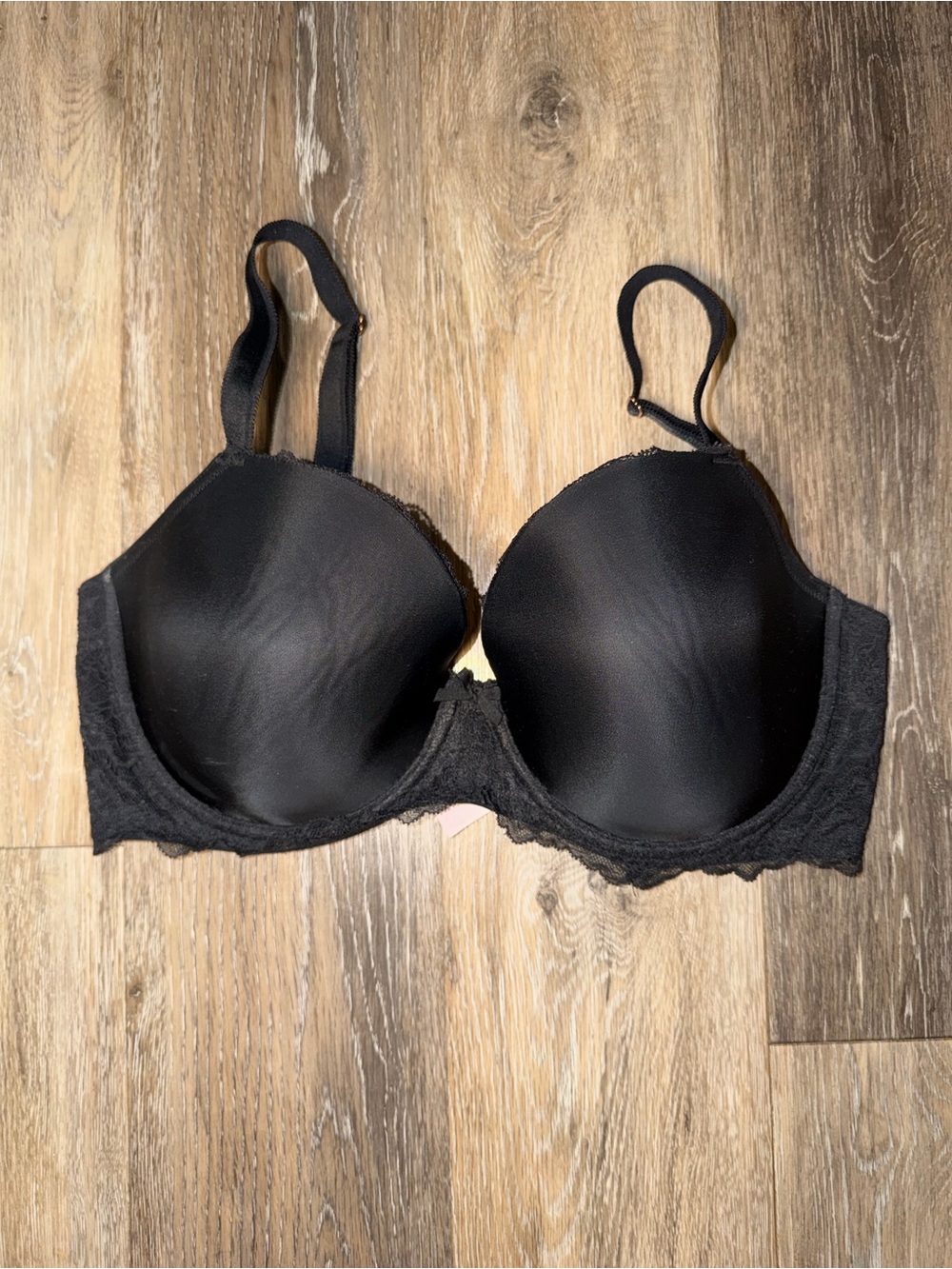 Victoria’s Secret Dream Angels Lace Black Lined Demi Bra